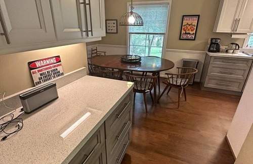 Hillwood Cabina | Nashville elegance enjoy southern comfort in style