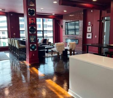 Downtown Nashville Apartamento | Nashville Elvis Suite 4BR by Maddox Hotel