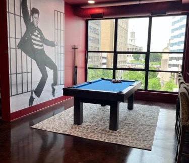 Downtown Nashville Apartamento | Nashville Elvis Suite 4BR by Maddox Hotel