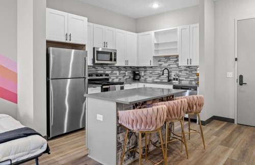 South Nashville Apartamento | Nashville Getaway for 6! 2BR, Free Parking