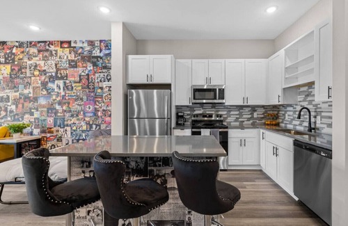 South Nashville Apartamento | Nashville Getaway + Free Parking, Sleeps 4