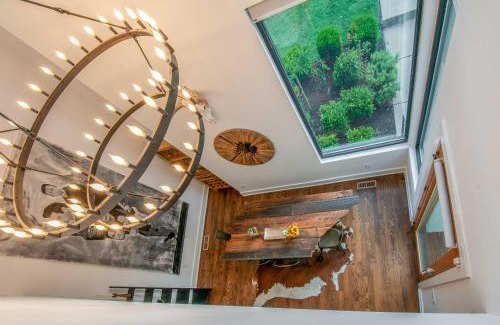 Salemtown Casa | Nashville Home with Rooftop Deck Less Than 2 Mi to Dtwn