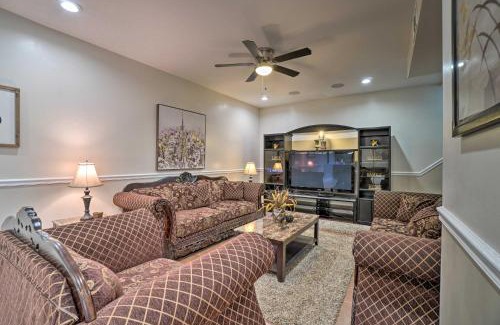 Barclay Drive Casa | Nashville Home with Seasonal Pool Less Than 5 Mi to Dtwn!