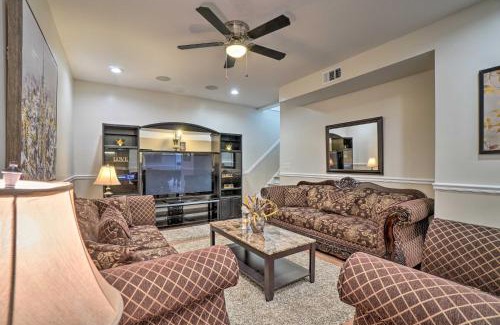Barclay Drive Casa | Nashville Home with Seasonal Pool Less Than 5 Mi to Dtwn!