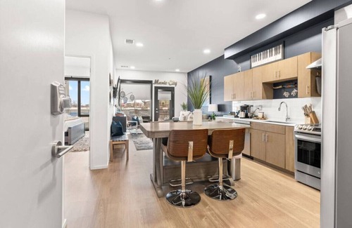 Edgehill Casa | Nashville Mood @ Illume w/ Pool/1 Mile to Broadway