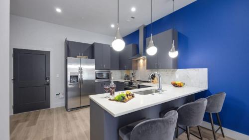 West End Casa | Nashville Nightlife by AvantStay Minutes to Broadway Odyssey