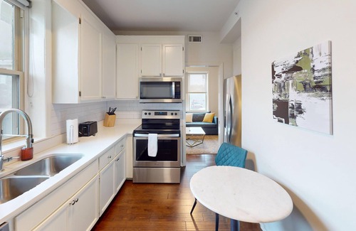 West End Apartamento | Nashville West End Getaway