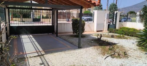 Loutraki Casa | Natageo