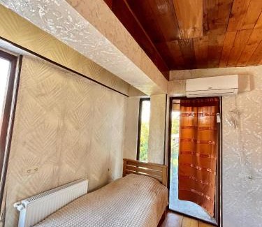 Magnetiti Casa | Natali's house