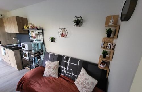 Saint-Michel-de-Chavaignes Casa | NATIBOXflo