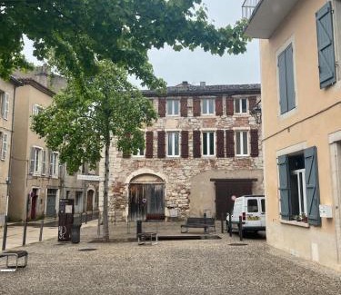 Cahors Old Town Apartamento | Nationale 102 CahorsCityStay