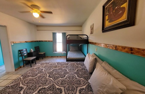Buchanan Dam Cabina | Native American Suite