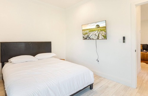 Temecula Cabina | Native Falls Cabin (2BR Deluxe) - 2 bedroom, 1 bath Deluxe Cabin