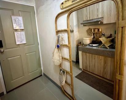 South Triangle Apartamento | Native themed Condo Staycation in QC