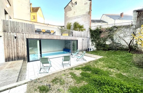 Saumur Casa | Natur'île Large gîte with heated indoor pool all year round