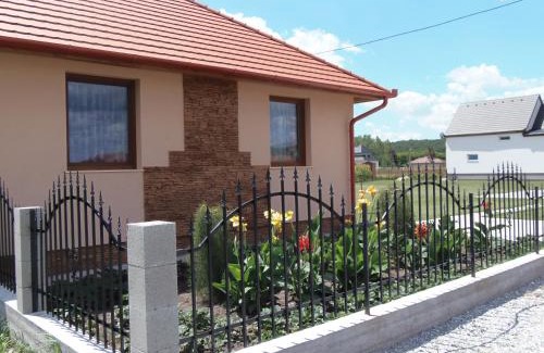 Demjen Apartamento | NATURA Vendégházak