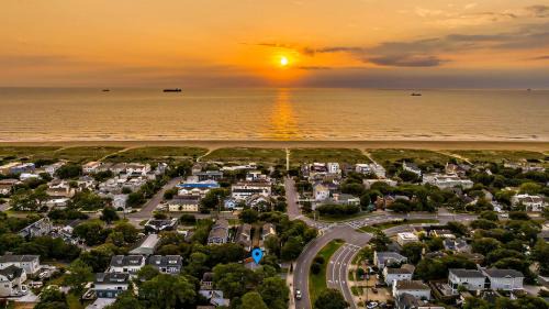 Northeast Virginia Beach Casa | Natural Beauty B