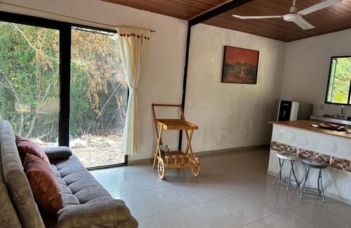 La Mesa Cabaña | Encanto natural Cabaña Villa Maria Rustica y Acogedora.