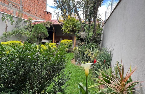 San Sebastian Villa | Encantadora Casa muy cerca del Centro y la Ordoñez Lazo en Cuenca.