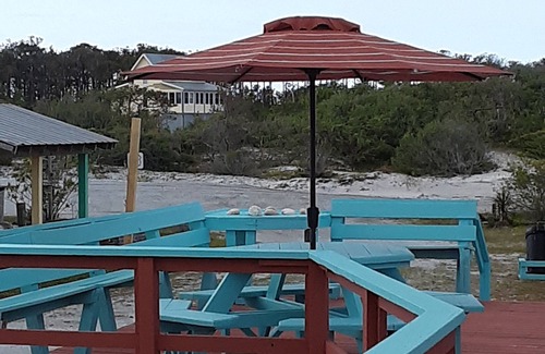 Cedar Island Casa | Escapada natural a la playa, increíble privacidad, fácil acceso, kayak, navegación