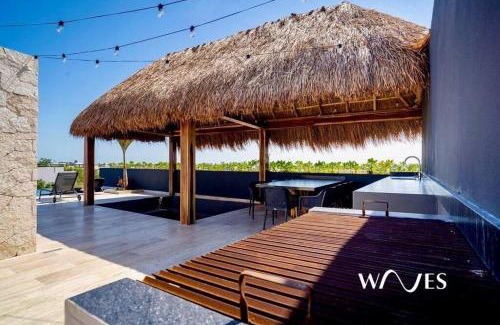 La Veleta Apartamento | Natural Lighted Boho Chic Studio with Private Pool by Waves