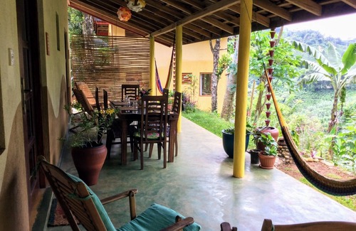 Deniyaya Casa | Santuario Místico Natural - Vista al Valle - Eco Lodge y Reserva de Vida Silvestre
