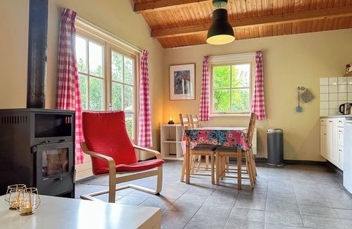 Lage Zwaluwe Casa | Nature cottage near the Biesbosch and Breda