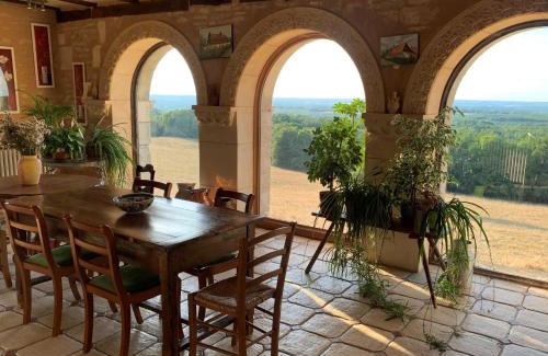 Tourtoirac Cama Y Desayuno | Nature et Piscine au sommet du Périgord