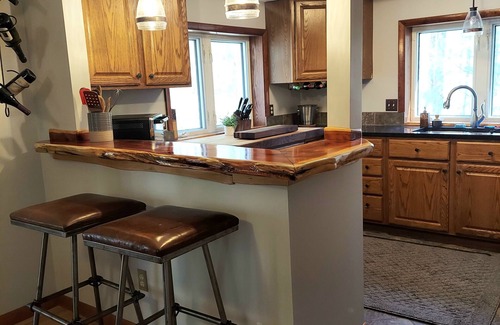 Mesick Cabaña | Nature Lover's Retreat: 10 wooded acres along a babbling creek