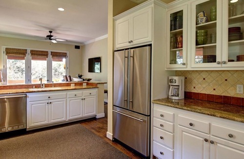 Bel Air Casa | Nature Lover’s Paradise, Bike/walk to Beach, Hope Ranch, 5 minutes from Downtown