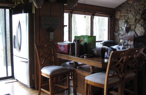Paris Casa | Nature lovers retreat right on the edge of the river