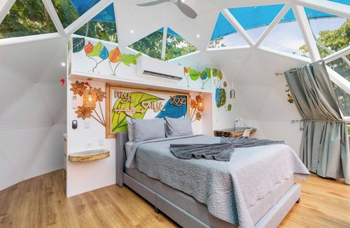 Potrero Hotel | My Only Love Geodome with Wi-Fi, Hot-Tub, Pool A/C in tranquil Potrero.