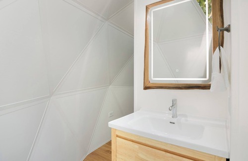Potrero Hotel | My Only Love Geodome with Wi-Fi, Hot-Tub, Pool A/C in tranquil Potrero.