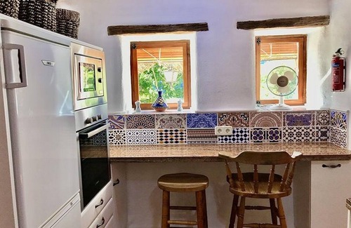 Genalguacil Casa | "Hide Away In Spain Farmhouse 4" con vistas a la montaña, piscina, Wi-Fi, A/C y terraza