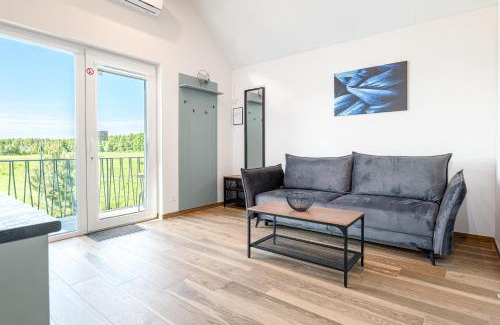 Palanga Apartamento | Nature View I 1BD Apt with Balcony I ᴄᴏʜᴏsᴛ