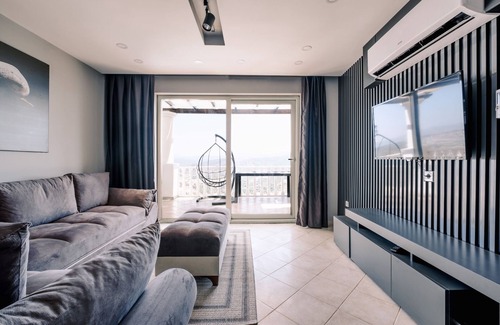 Bogazici Villa | Nature View Villa w Pool 5 min to Beach in Milas