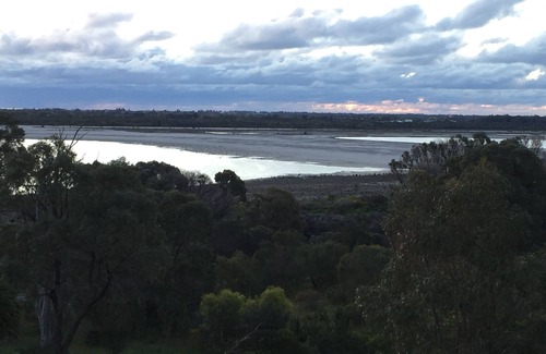 Baldivis Cabaña | Casa de campo independiente con vistas al lago salado