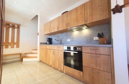 Nesselwang Apartamento | NaturLogis Allgäu - nachhaltige Ferienwohnung im Bio-Lehmhaus, allergikerfreundlich, Terrasse mit Bergblick, inkl Königscard