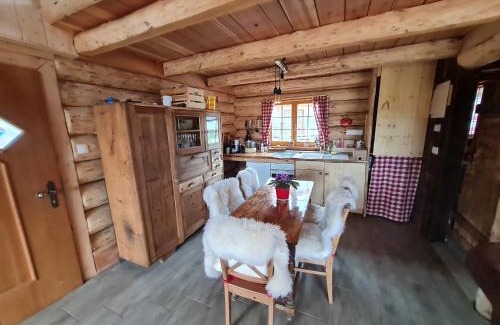 Klagenfurt-Wolfnitz Casa | Naturstammhaus