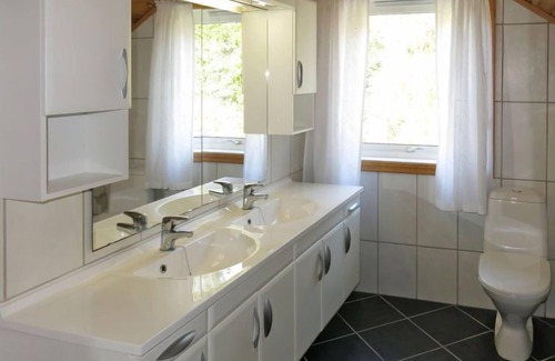 Lyngdal Casa | Casa de vacaciones Naudøyna (SOW046) en Spangereid - 10 personas, 5 dormitorios