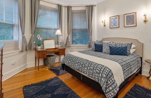 Downtown Syracuse Apartamento | Nautical Lover's Apartment in Syracuse!