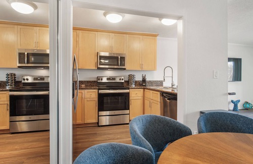 Silver Strand Apartamento | Nautical Nest - Walkable Waterfront Stay