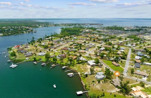 Callaway Casa | Nautical Nirvana-Waterfront Joys from Sunrise Paddles to Hot Tub Sunsets