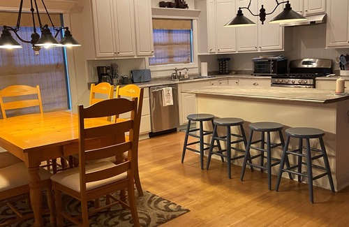 White Lake Casa | Nautical themed Lake retreat at White Lake.