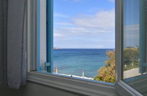 Ampelas Casa | "Nava" Devine Water Front House in Ambelas