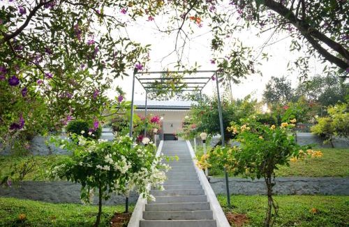 Elappara Casa | Navaratna Holiday Homestay