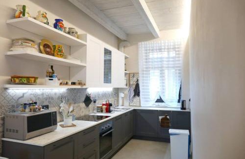 Lorenteggio Apartamento | Naviglio Grande In Villa Milano