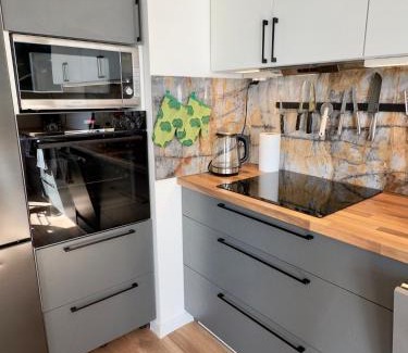 Pogorze Apartamento | Navy Blue Apartment