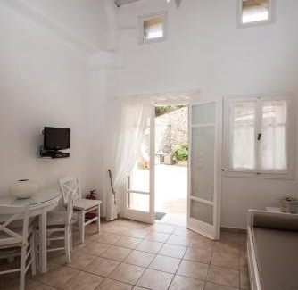 Kanalia Apartamento | Navy Blue Suites