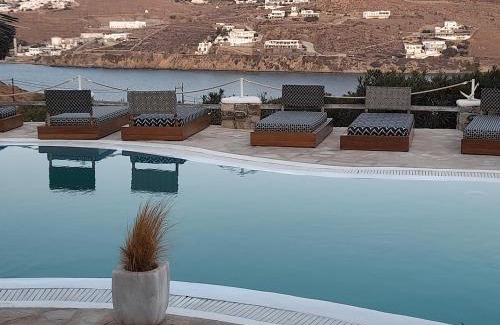 Kanalia Apartamento | Navy Blue Suites